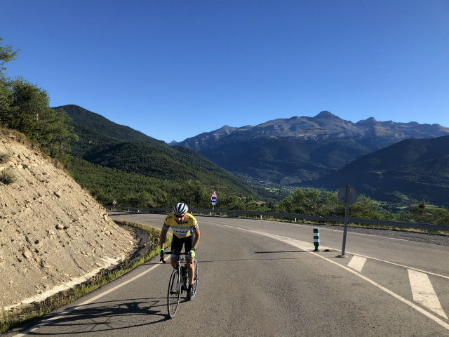 Jaca en bicicleta