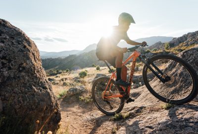 reparar un pinchazo con un kit tubeless