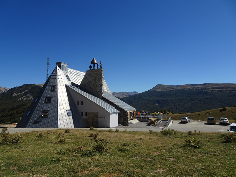 ¿Por qué federarnos en montaña?: Refugio Ángel Olorón de Belagua