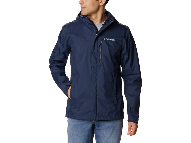 Cinco chaquetas pensadas para llevar en la nieve y la montaña pero que  también son un hitazo en tu look para la ciudad
