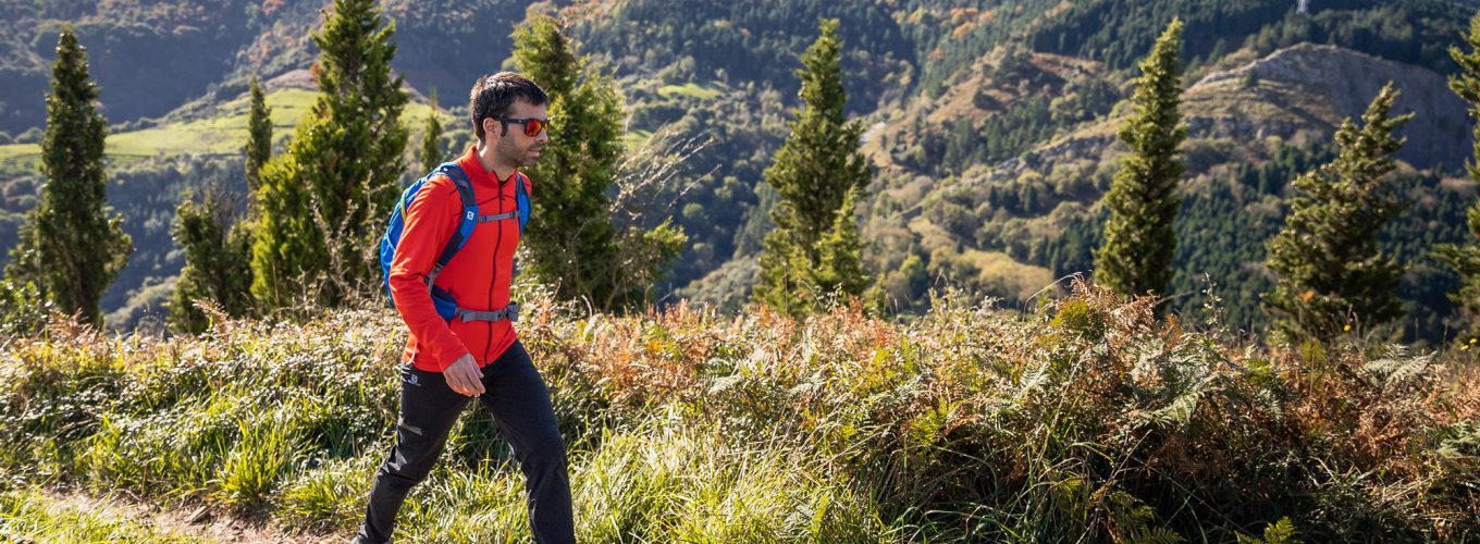 CÓMO VESTIRSE EN OTOÑO PARA IR A LA MONTAÑA