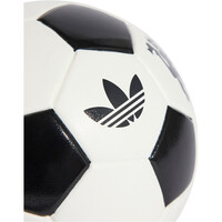 adidas balon fútbol MUFC MINI TRE 03