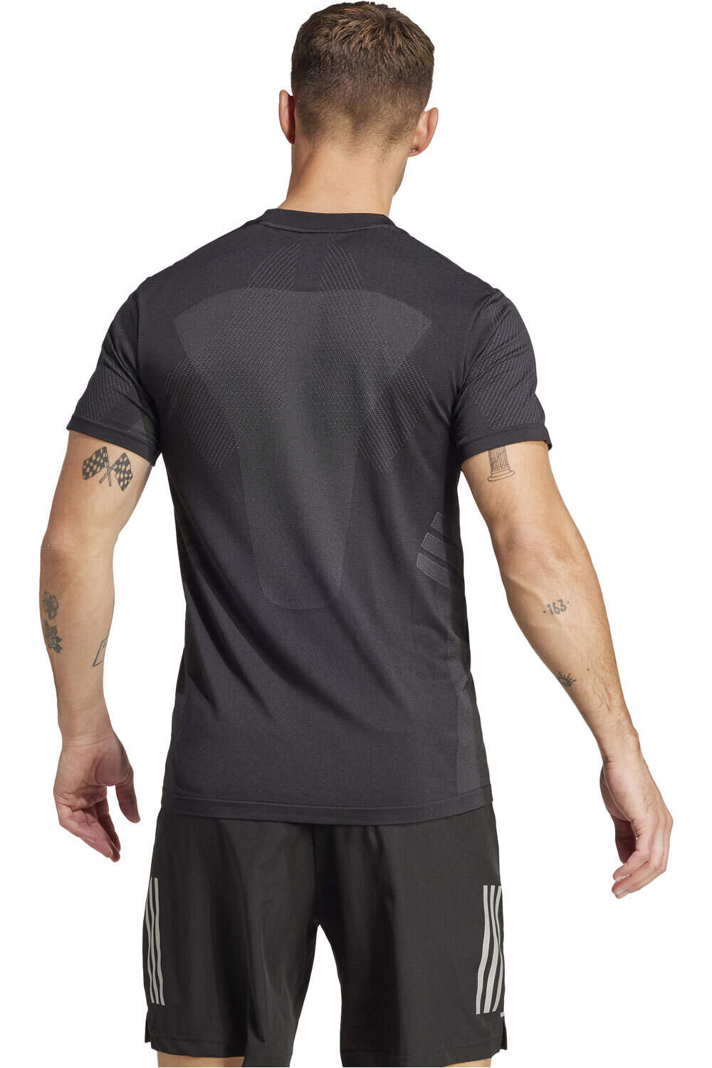 adidas camiseta fitness hombre GYM+ SML TEE vista trasera