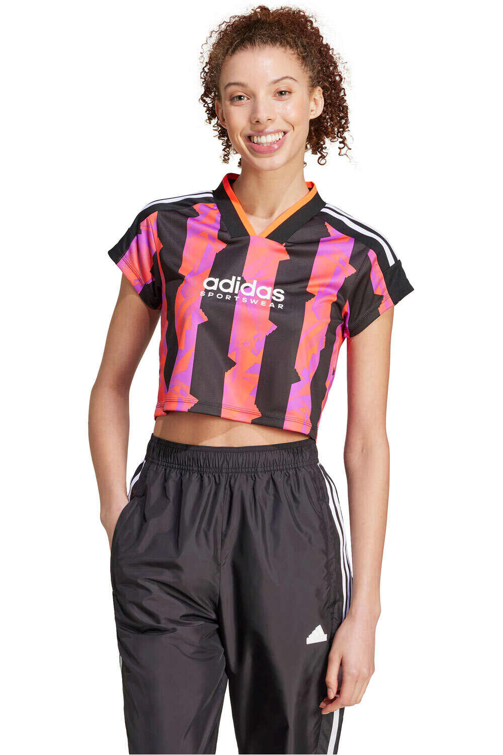 adidas camiseta manga corta mujer W TIRO Q3 AOP T vista frontal