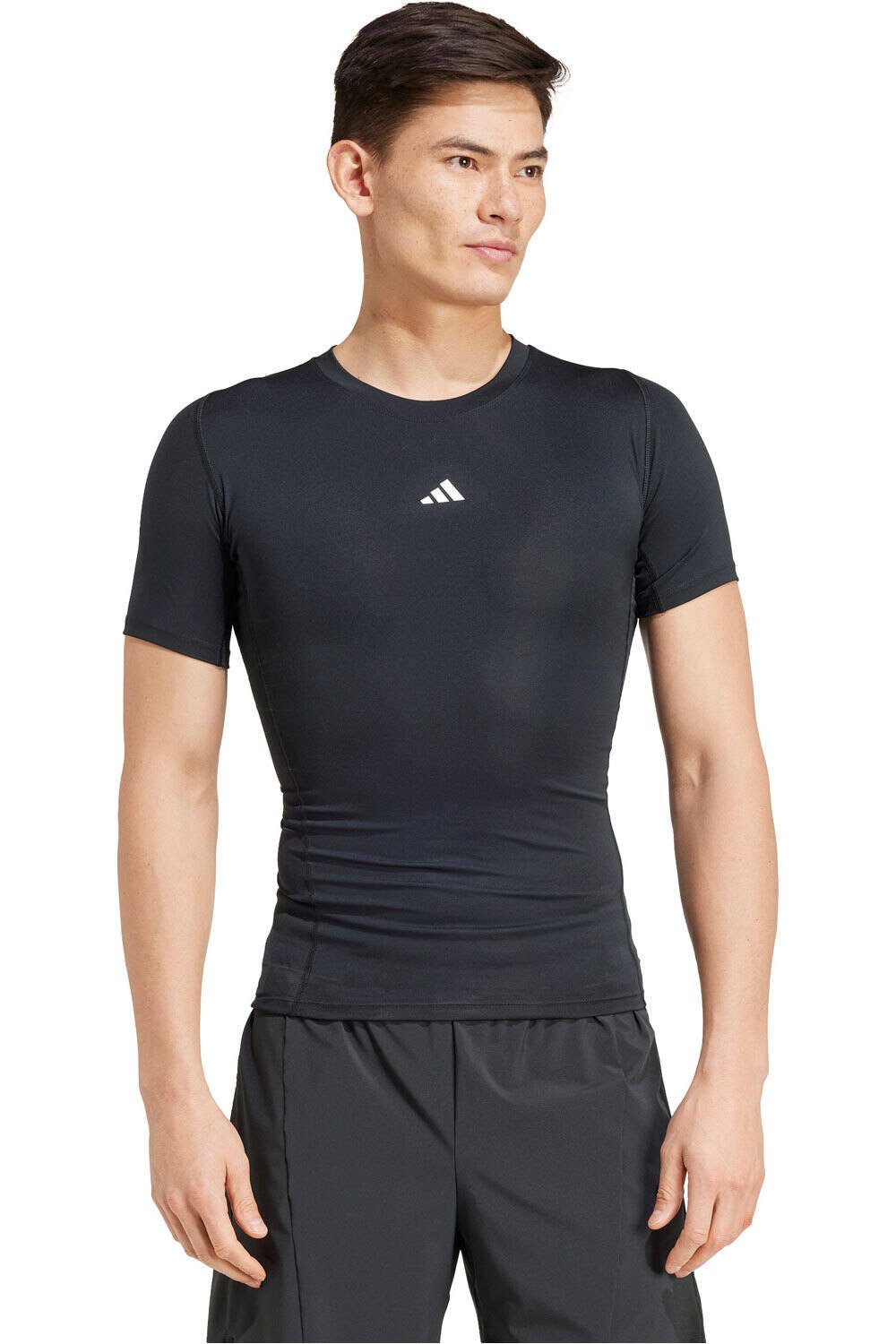 adidas camiseta térmica manga corta hombre TF TEE vista frontal