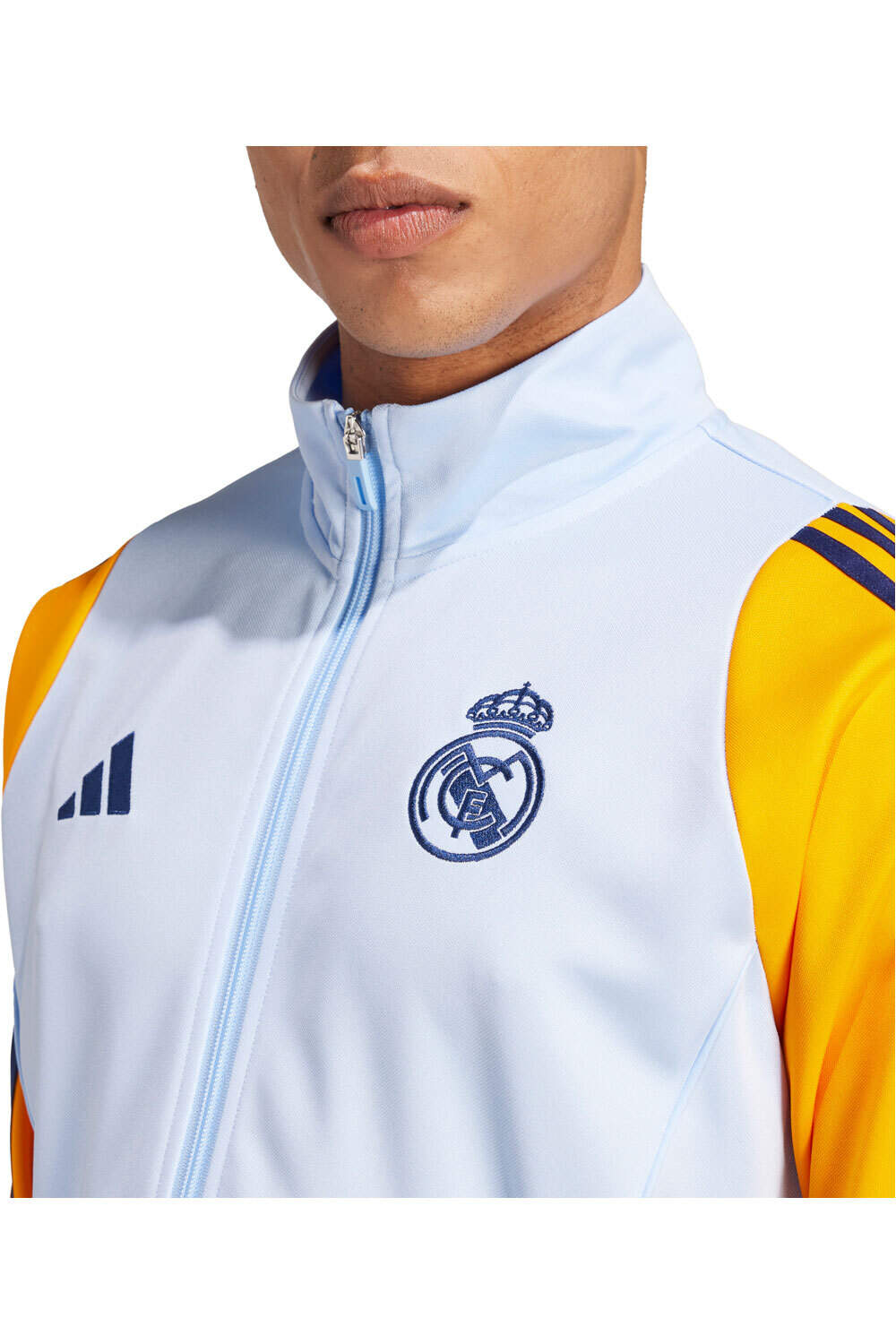 adidas chandal fútbol de equipos oficiales R.MADRID 25 TK SUIT CENA vista detalle