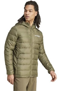 adidas chaqueta outdoor hombre MT DOWN HO J vista detalle