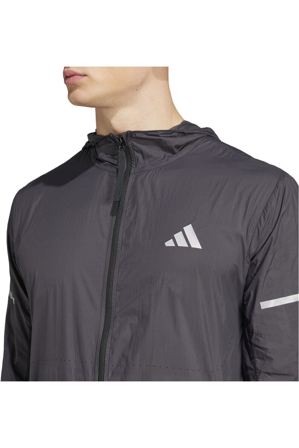 adidas CHAQUETA RUNNING HOMBRE ULT UV JACKET M vista detalle