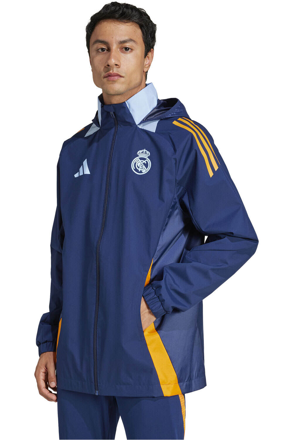 adidas chubasqueros y chaquetones entrenamiento fútbol R.MADRID 25 AW JKT vista frontal