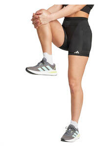 adidas malla corta running mujer OTR SHO L vista frontal