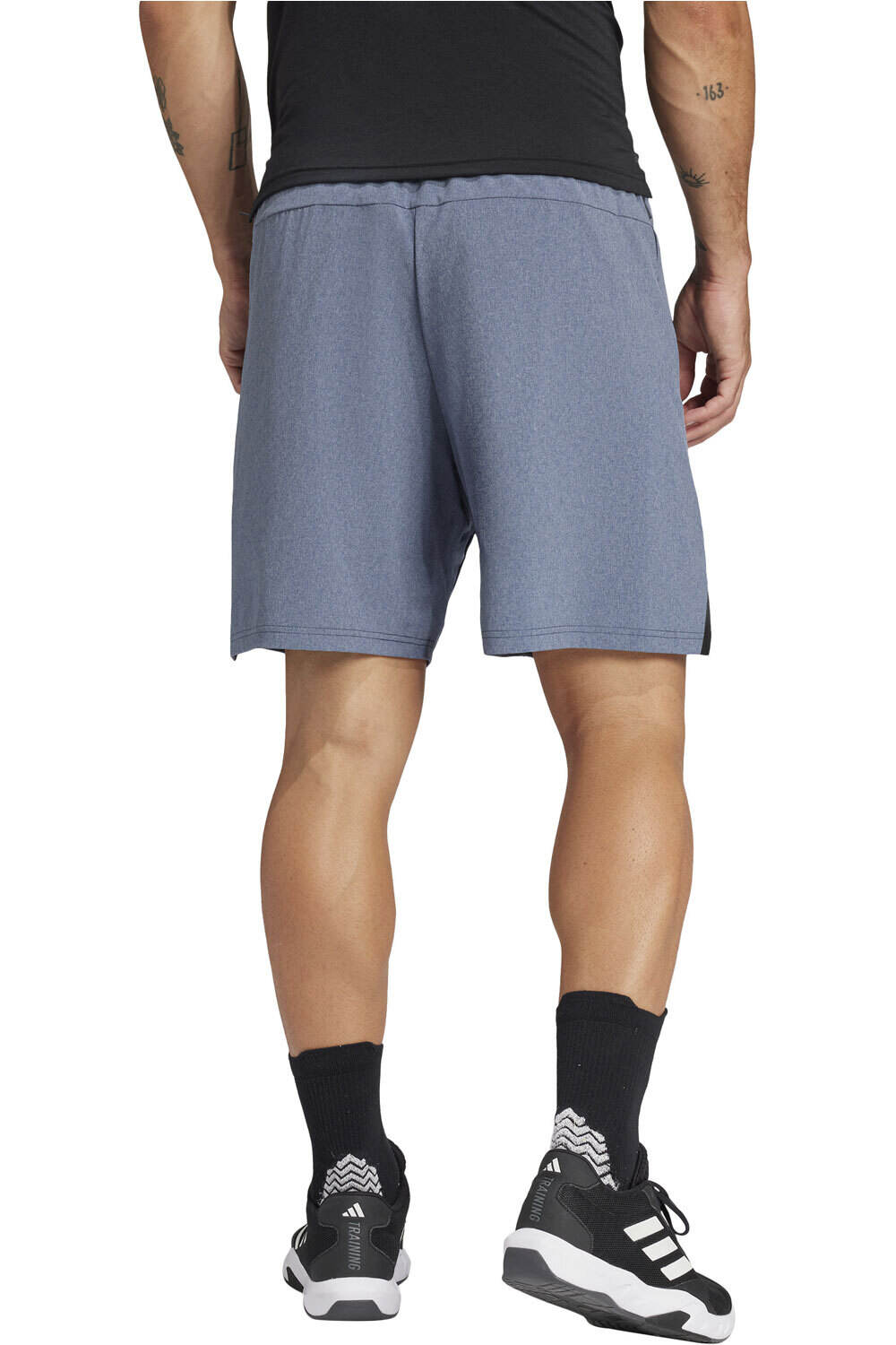 adidas pantalón corto fitness hombre D4T MEL SHORT vista trasera