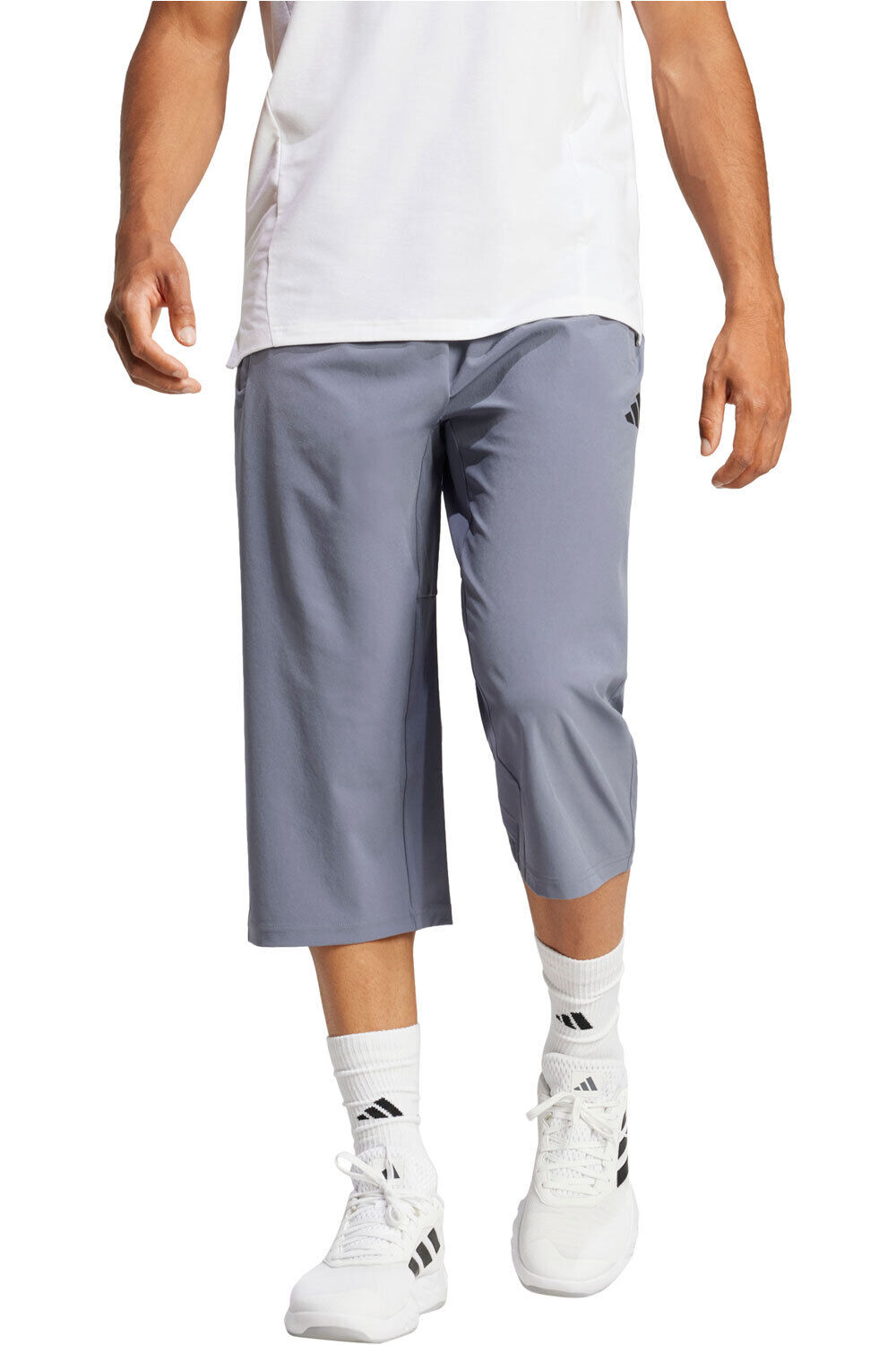 adidas pantalón corto fitness hombre TR-ES 3/4 PANT vista frontal