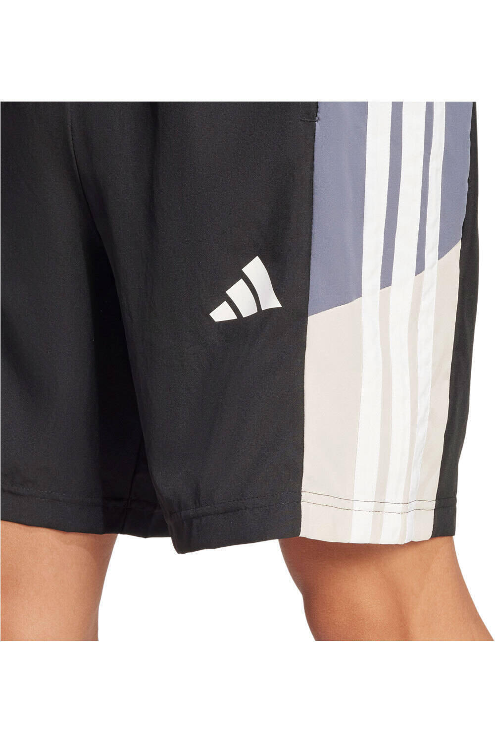 adidas pantalón corto fitness hombre TR ESS CB SHORT vista detalle