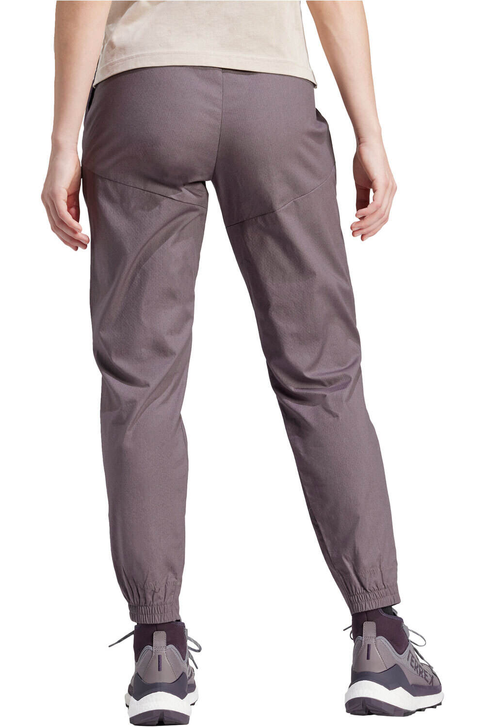 adidas pantalón montaña mujer W XPLORIC PT vista trasera