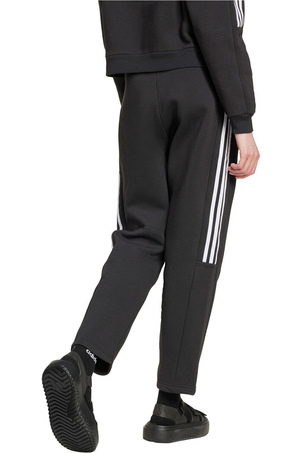 adidas pantalón mujer W TIRO FL PT vista trasera