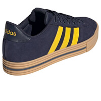 adidas zapatilla moda hombre DAILY 4.0 vista trasera