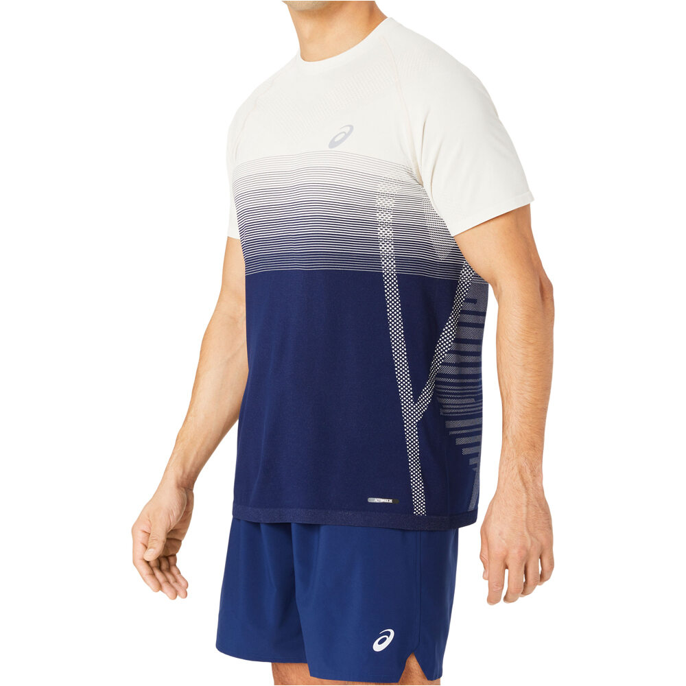 Asics camiseta técnica manga corta hombre SEAMLESS SS TOP vista detalle