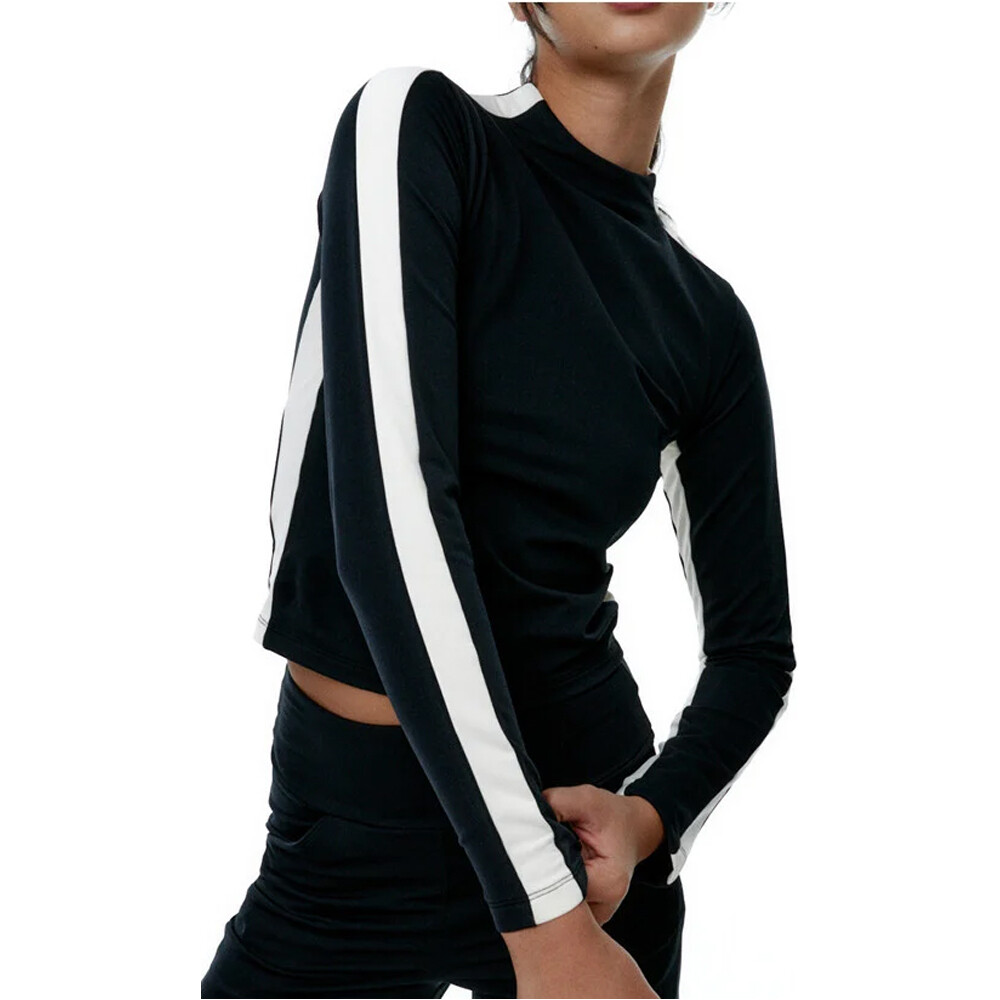 Black Limba camisetas fitness mujer Artic Trek vista frontal