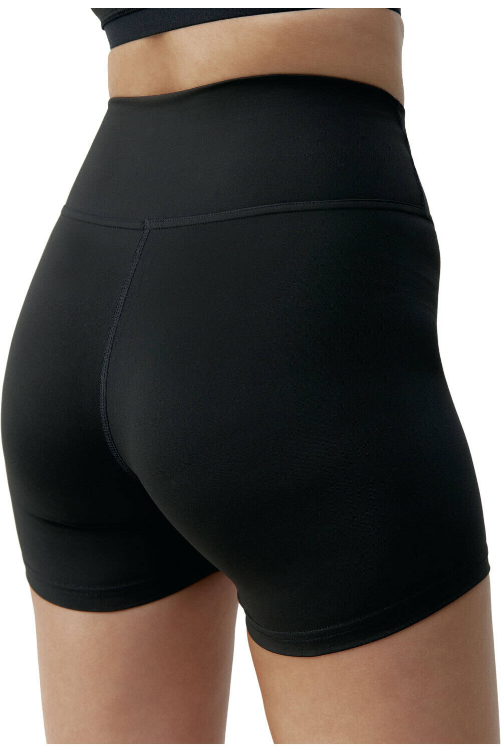 Born Living Yoga pantalones yoga Short Laver vista trasera