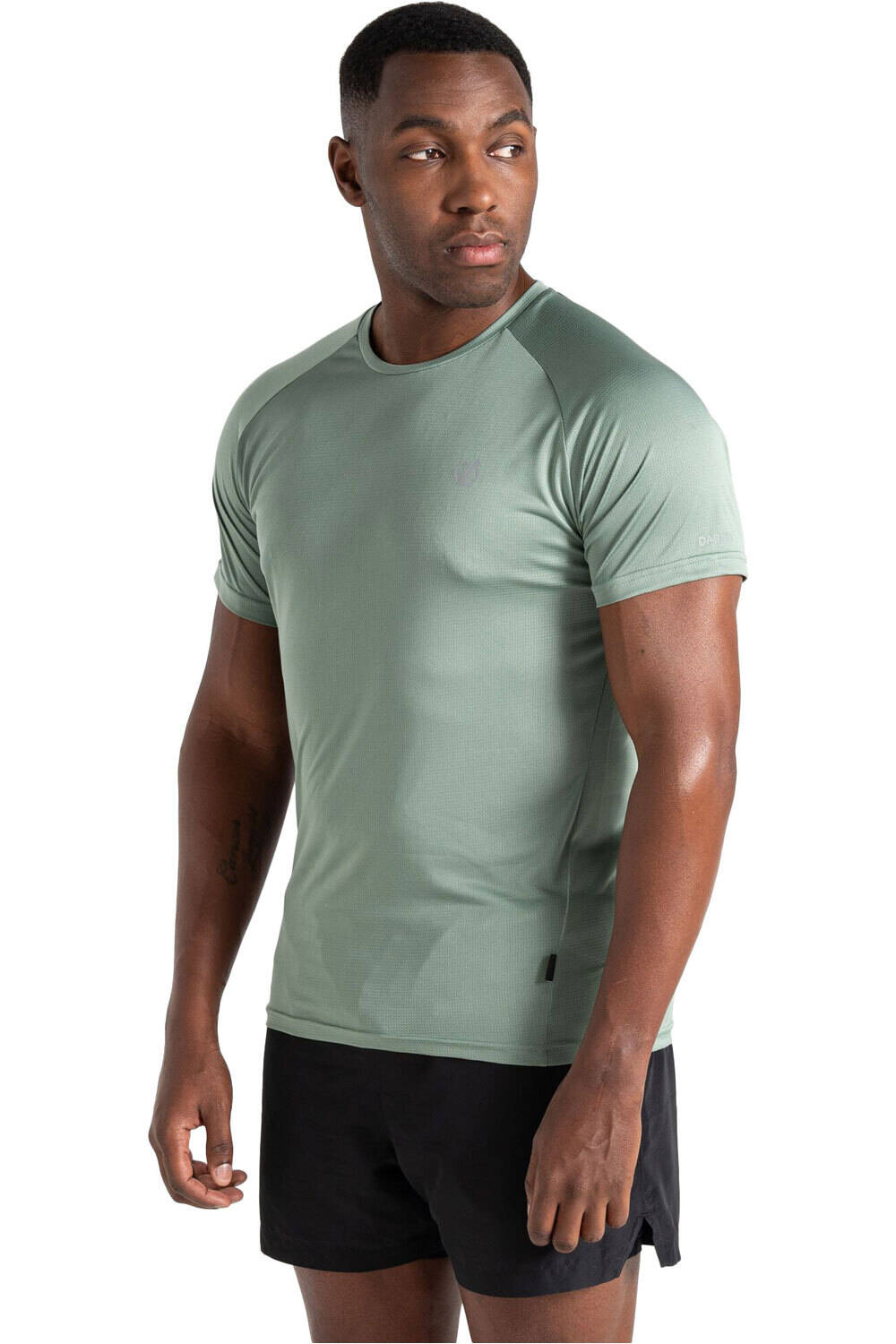 Dare2b camisa montaña manga corta hombre Accelerate Tee vista frontal