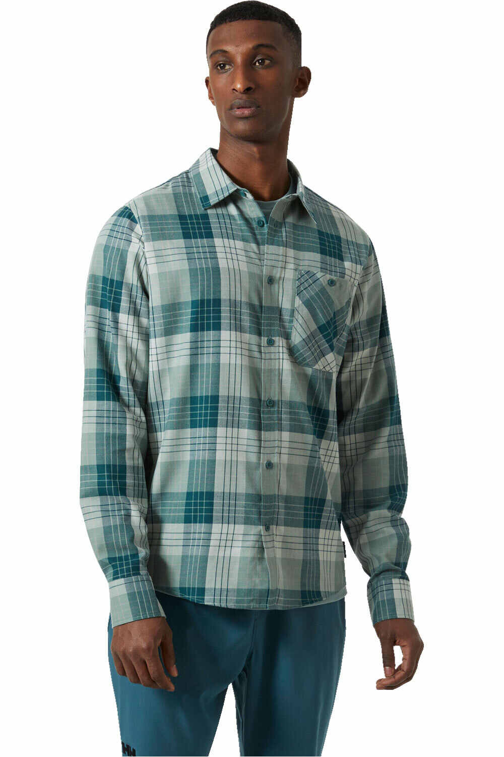 Helly Hansen camisa montaña manga larga hombre AKER FLANNEL LS SHIRT vista frontal