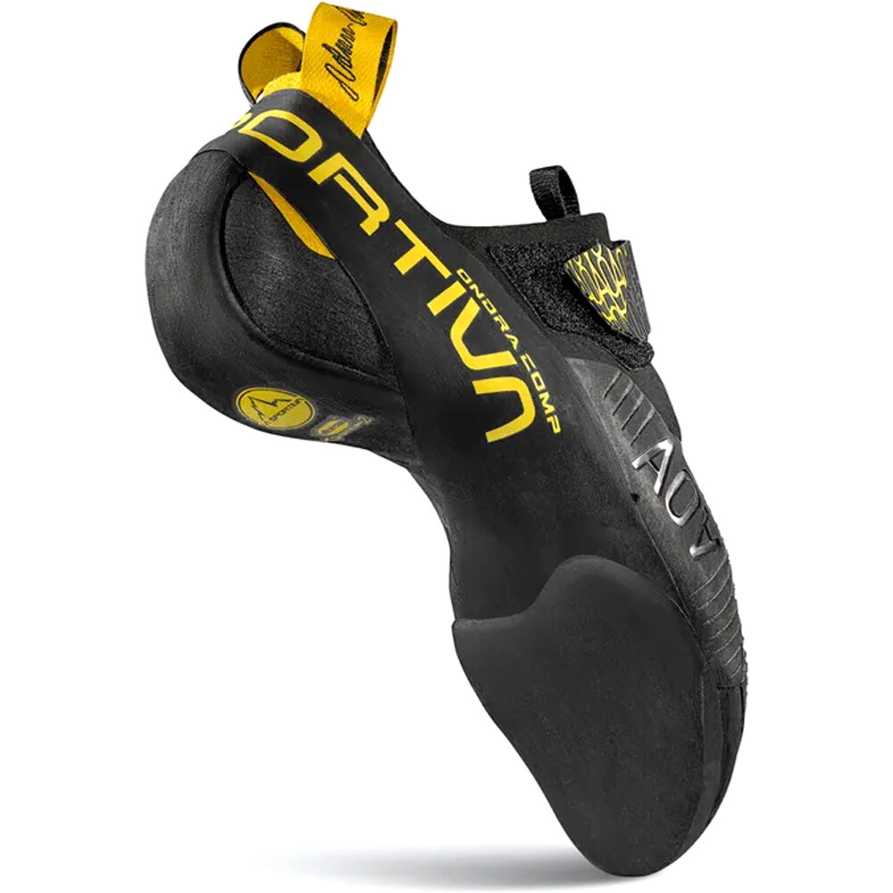 La Sportiva pies de gato Ondra Comp vista trasera