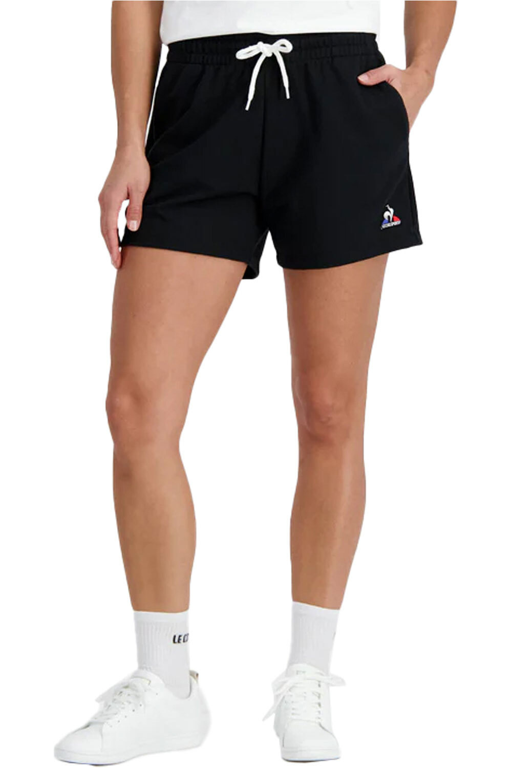 Le Coq Sportif pantalón corto deporte mujer ESS Short N1 W vista frontal