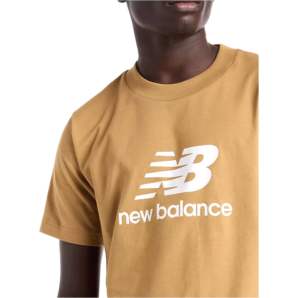 New Balance camiseta manga corta hombre Sport Essentials Logo T-Shirt 03