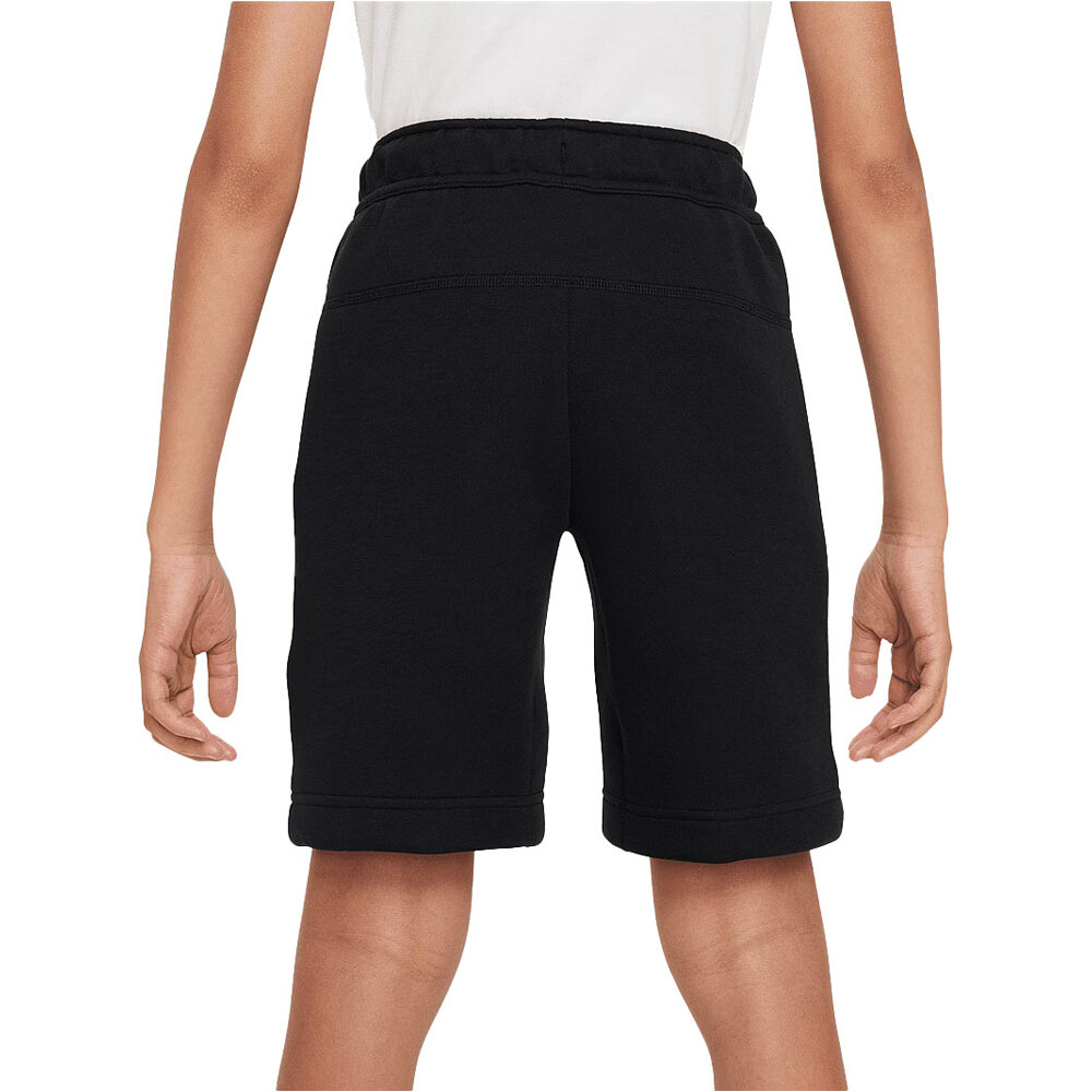 Nike bermuda niño B NSW TECH FLC SHORT vista trasera