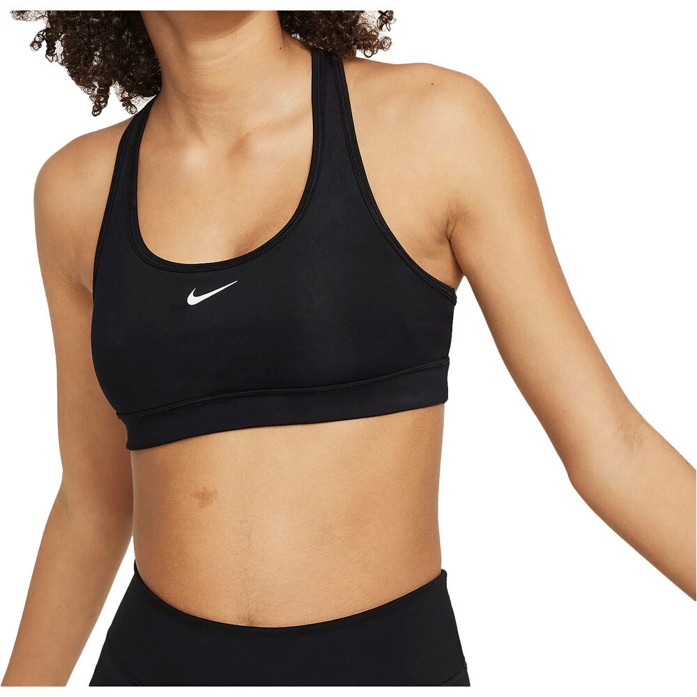 Nike body running niño G NK DF SWOOSH BRA vista frontal