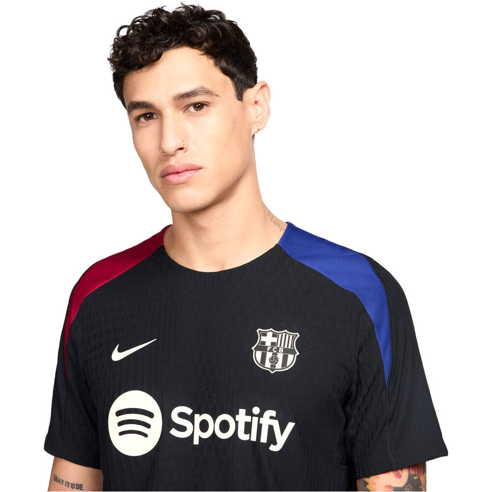 Nike camiseta de fútbol oficiales BARCELONA 25 M NK DFADV STRK EL SSTOP K NERO vista detalle