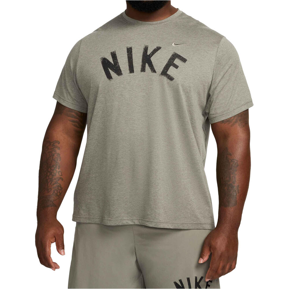 Nike camiseta fitness hombre M NK DF PRIMARY SWOOSH TOP SS vista frontal