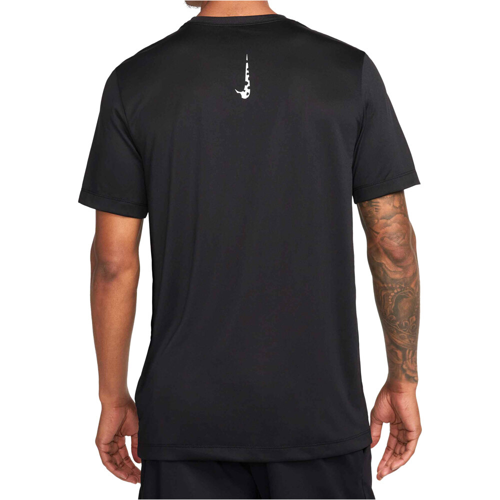 Nike camiseta fitness hombre M NK DF TEE RLGD DYE vista trasera