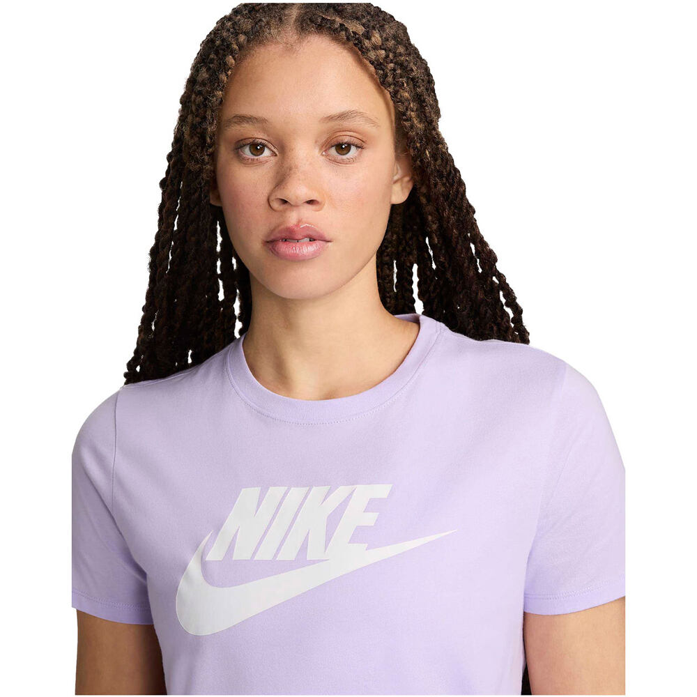 Nike camiseta manga corta mujer W NSW CLUB SS TEE ICN FTRA vista detalle