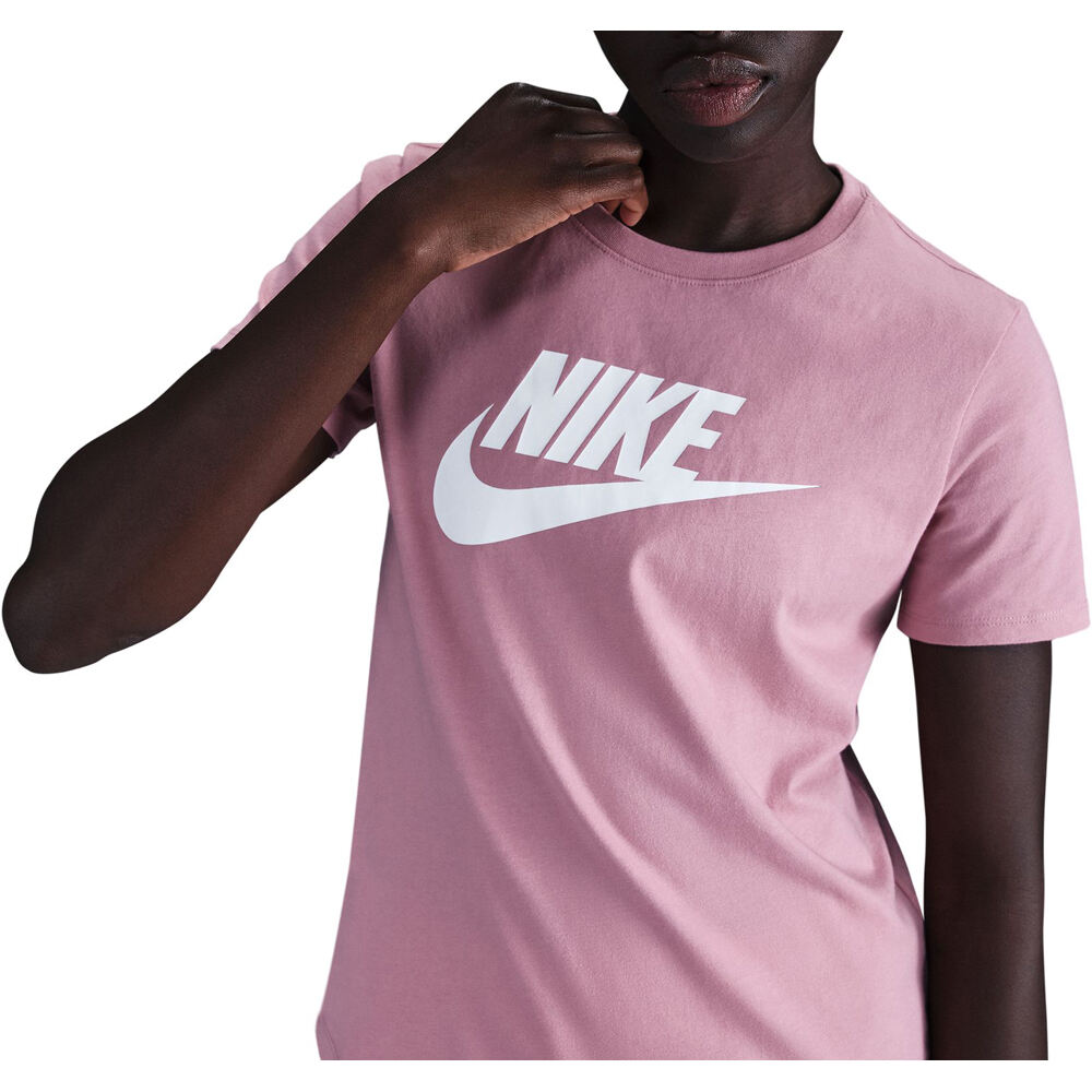 Nike camiseta manga corta mujer W NSW CLUB SS TEE ICN FTRA vista detalle