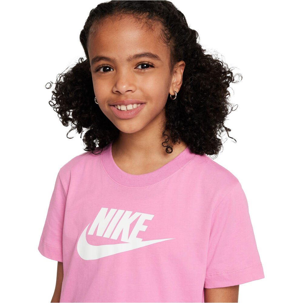 Nike camiseta manga corta niña X_G NSW TEE CROP FUTURA HBR vista detalle