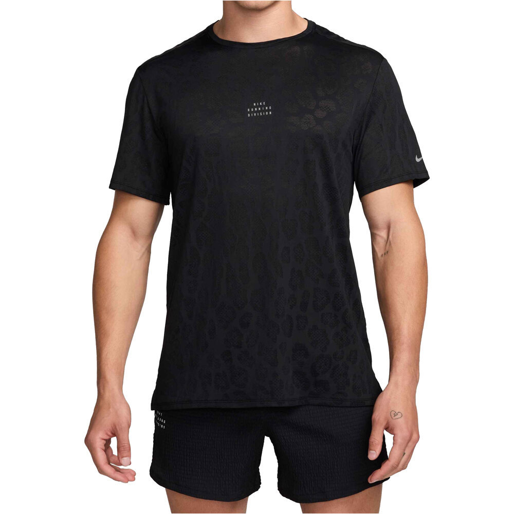 Nike camiseta técnica manga corta hombre M NK DF RISE 365 RUN DIV SS vista frontal