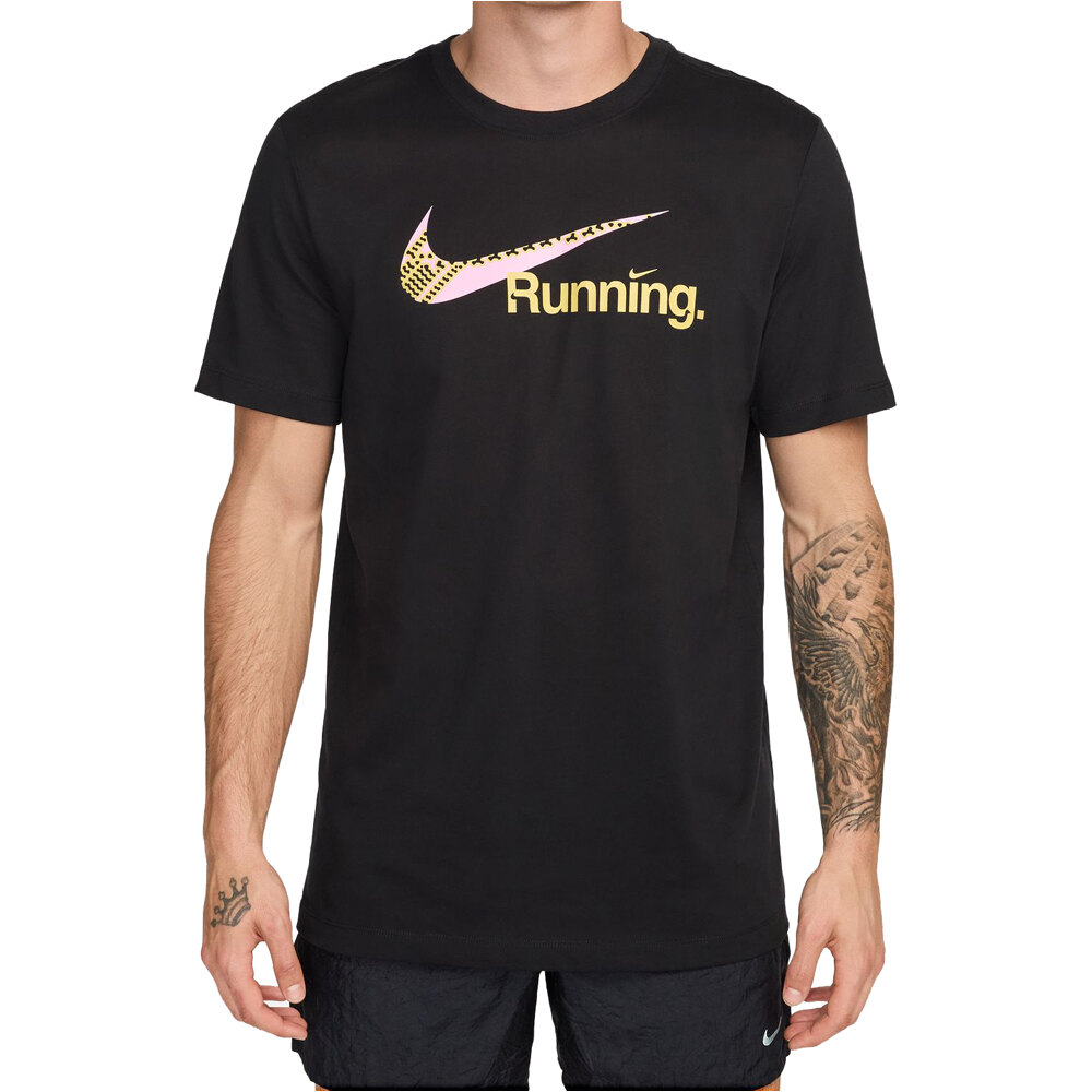 Nike camiseta técnica manga corta hombre M NK DF TEE RUN HRTG 2 vista frontal