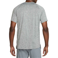 Nike camiseta técnica manga corta hombre M NK DFADV STRIDE SS TOP vista trasera