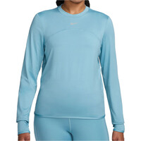 Nike camiseta técnica manga larga mujer W NK SWIFT ELMNT DF UV CRW TOP vista frontal