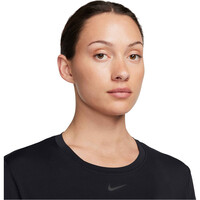 Nike camisetas fitness mujer W NK ONE CLASSIC DF SS TOP vista detalle