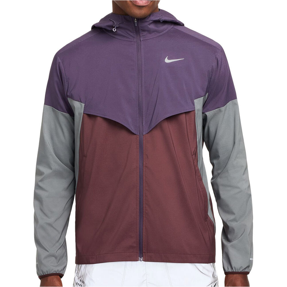 Nike CHAQUETA RUNNING HOMBRE M NK IMP LGHT WINDRNNER JKT vista frontal