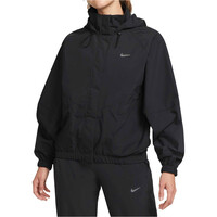 Nike CHAQUETA RUNNING MUJER W NK SWIFT SF JKT vista frontal