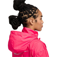 Nike CHAQUETA RUNNING MUJER W NK SWSH HBR FAST RPL JKT 04