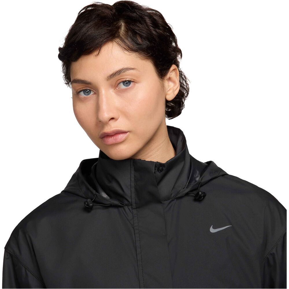 Nike CHAQUETA RUNNING MUJER W NK SWSH HBR FAST RPL JKT vista detalle