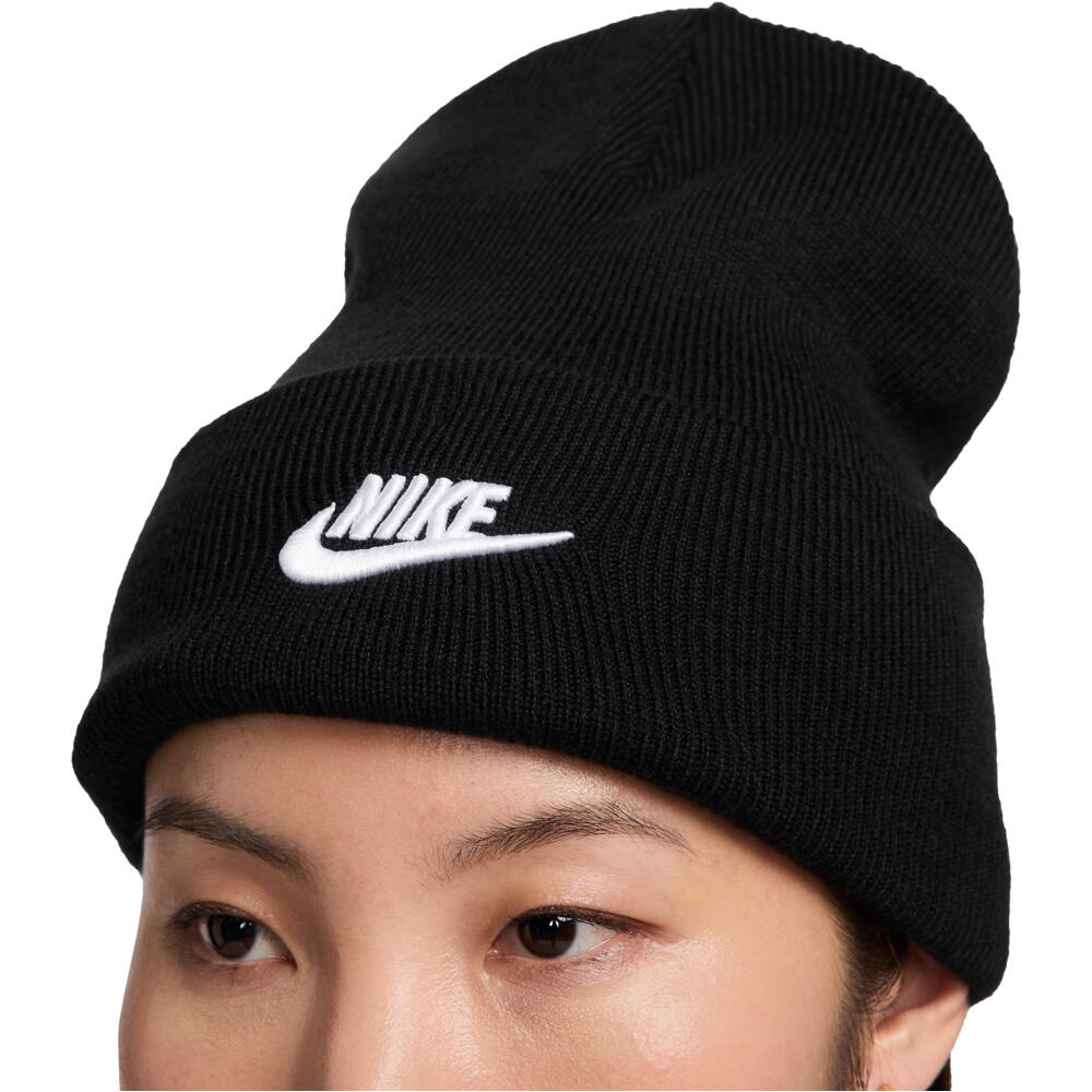 Nike gorro esquí hombre U NK PEAK BEANIE TC FUT F24 L vista detalle