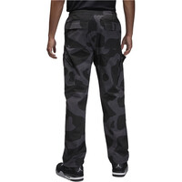 Nike pantalón hombre M J ESS STMT AOP CHI PANT vista trasera