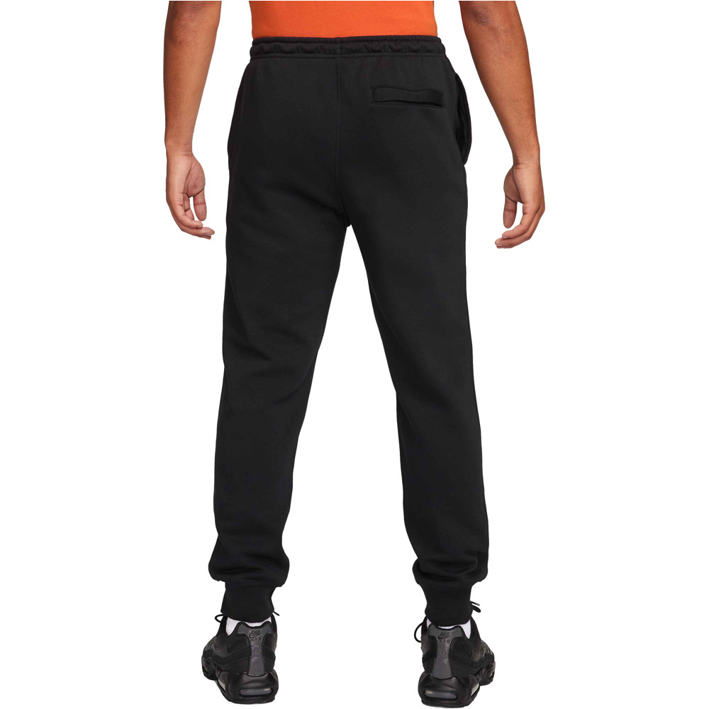 Nike pantalón hombre M NK CLUB BB JOGGER CHNL FTRA vista trasera