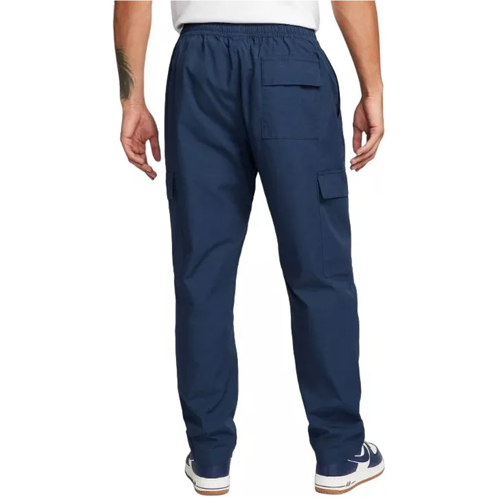 Nike pantalón hombre M NK CLUB CARGO WVN PANT vista trasera