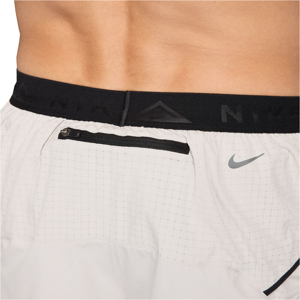 Nike pantalón running hombre M NK DF SECONDSUNRISE 5BF SHRT 05